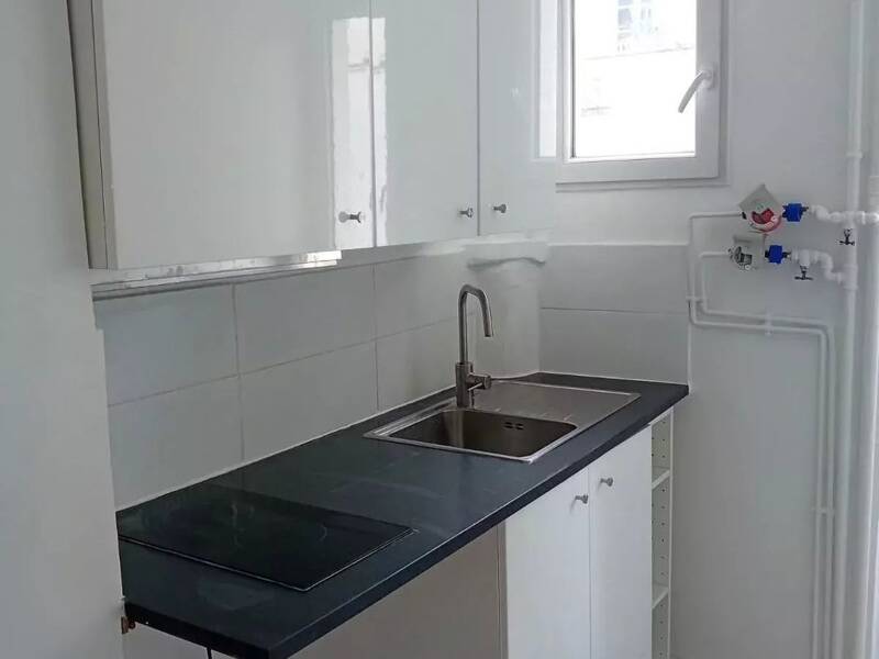 22sqm apartment for rent in PARIS 19