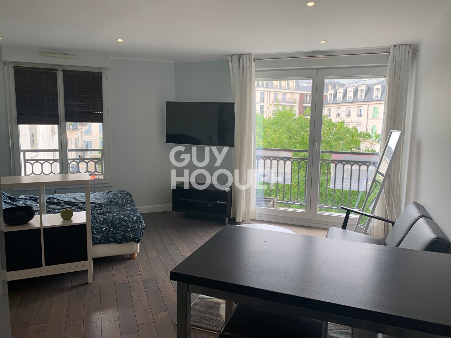 F1 Meublé -28.01 m2- LA GARENNE COLOMBES-