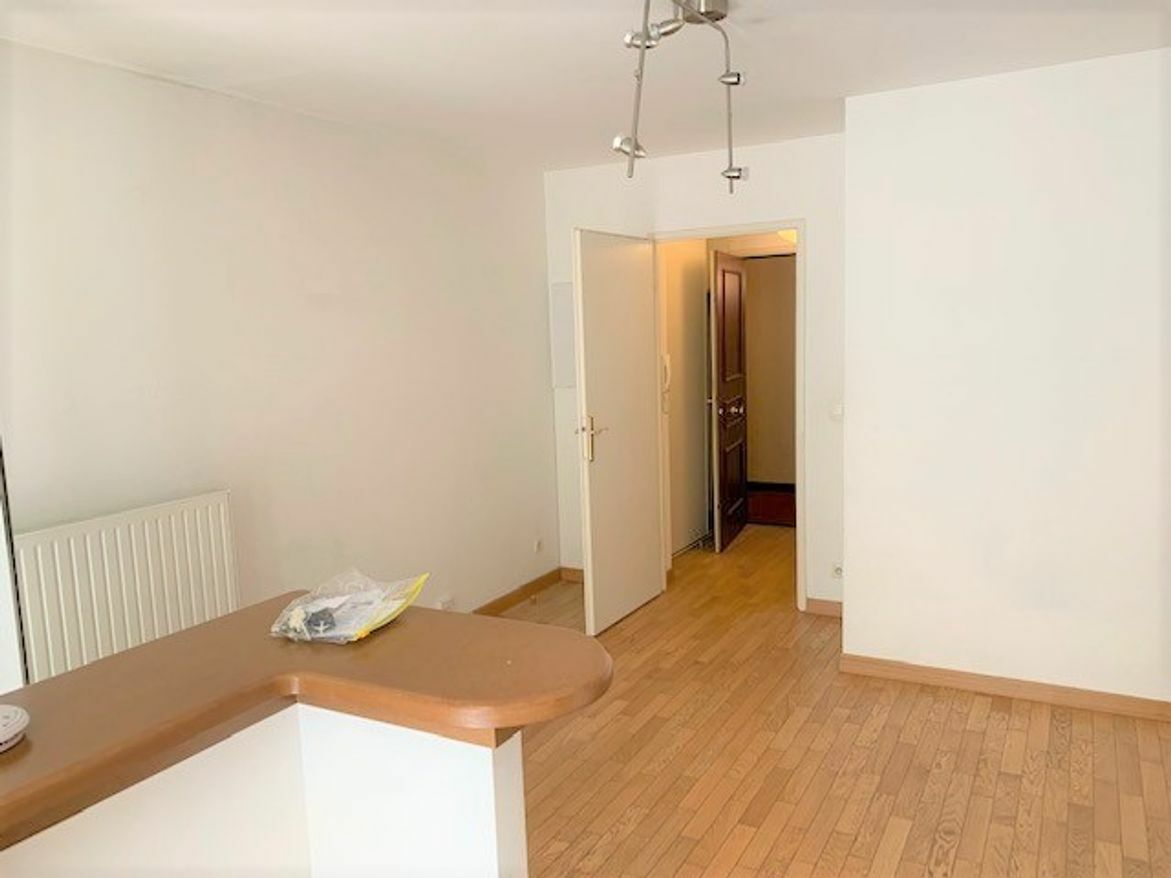 Location appartement de 26m2 à CACHAN