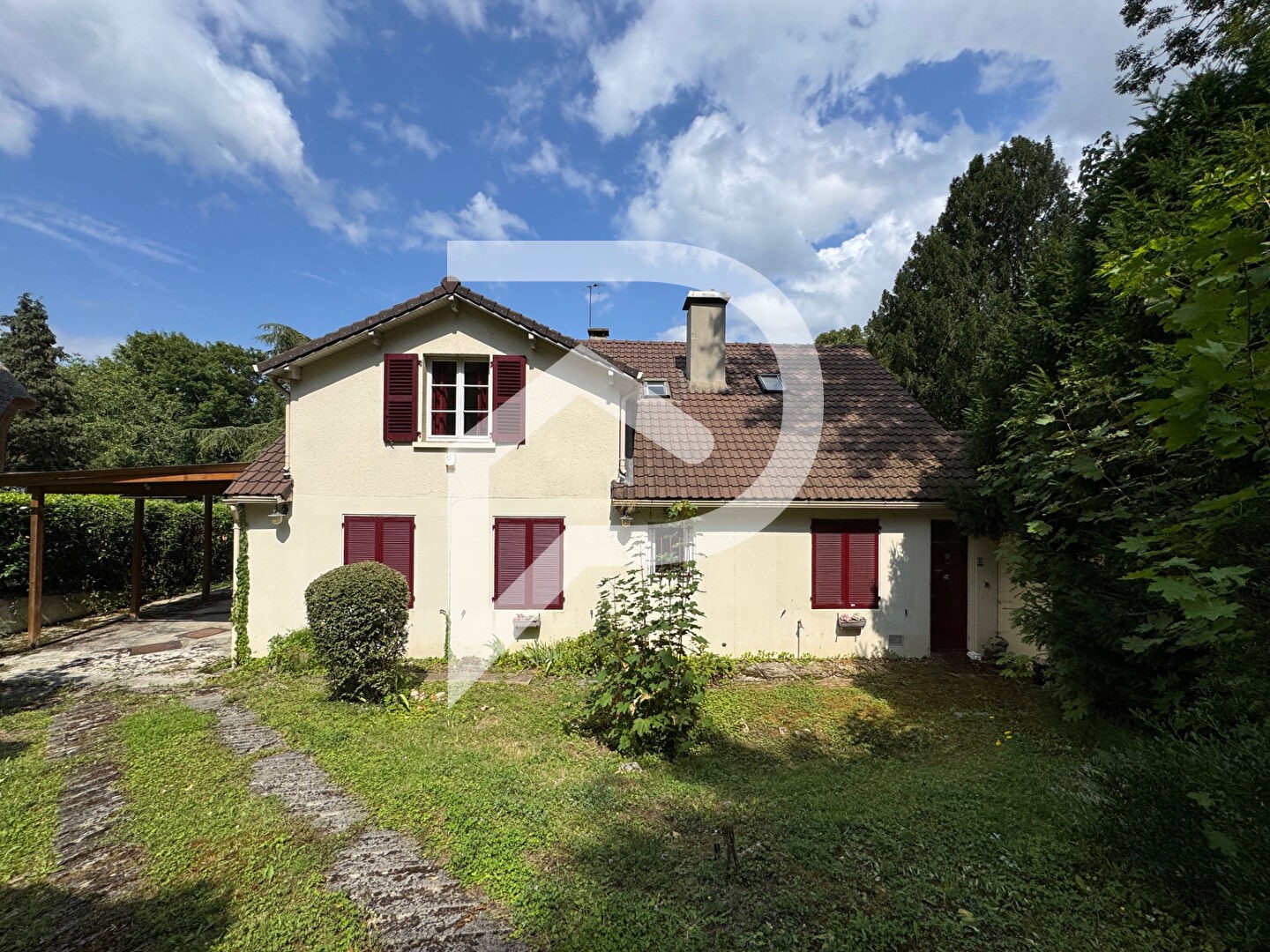 Maison 201m2 avec jardin à Louveciennes idéale famille