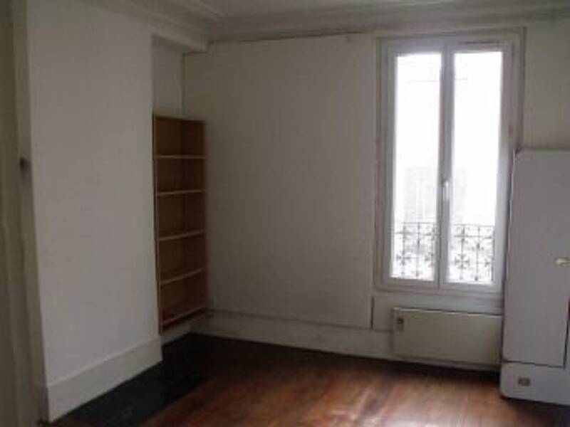 For rent, 40sqm apartment in Le Kremlin-Bicetre.