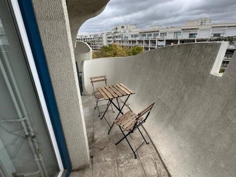 73 sqm apartment for rent in CRETEIL