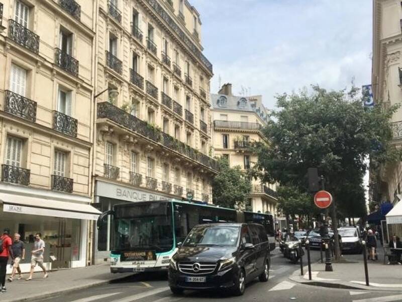Location appartement de 19m2 à PARIS 9