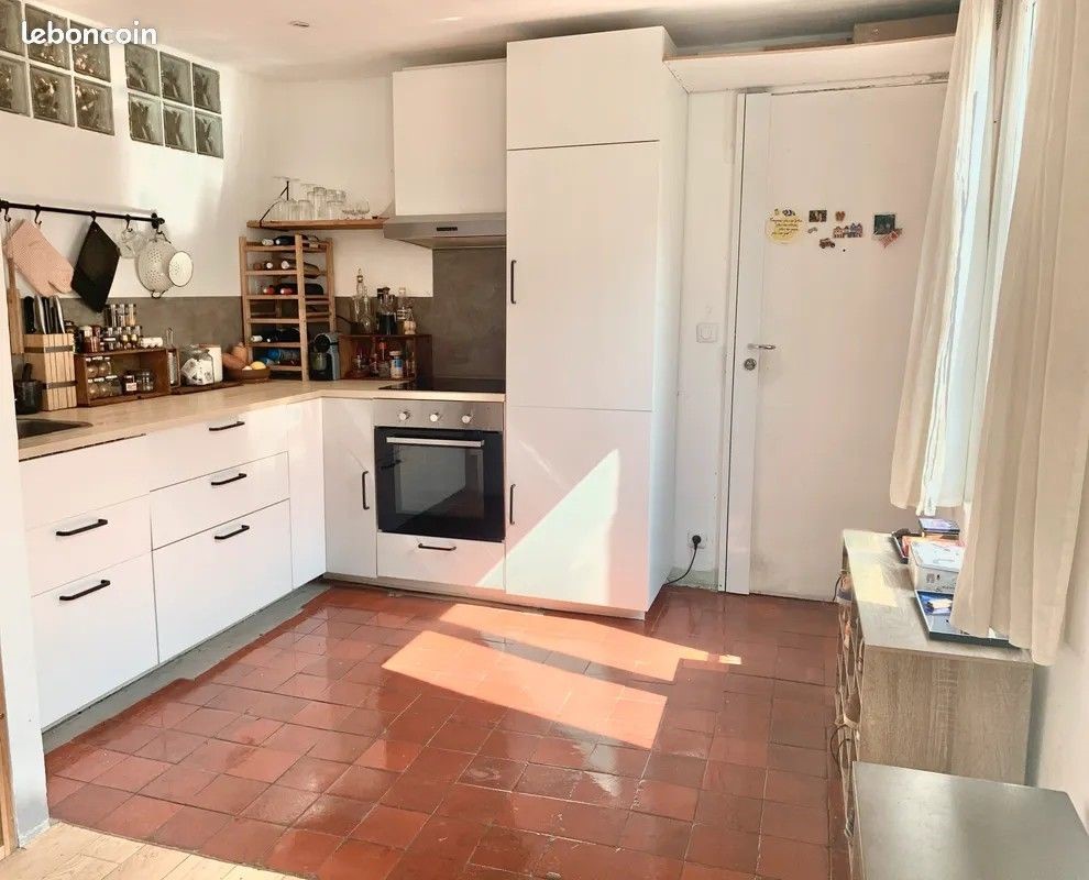 Location appartement de 45m2 à PARIS 10