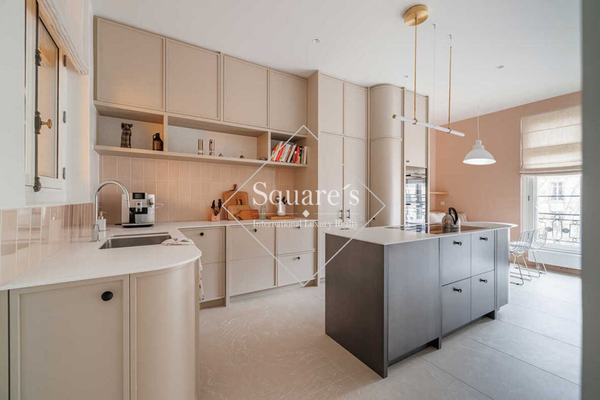 Vente appartement de 269m2 à PARIS 8