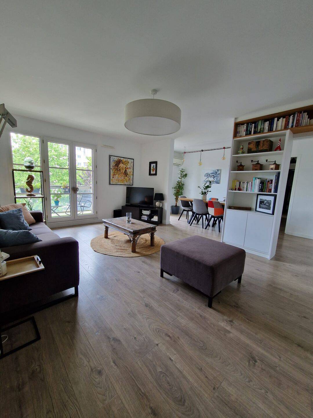 Appartement 81 m² 4 pièces rénové proche gare Poissy 78300