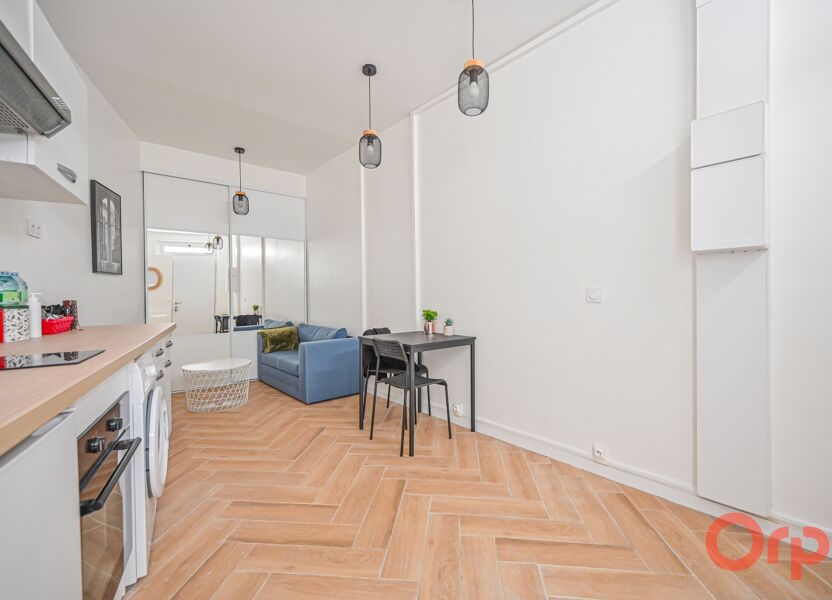 Location appartement, 23 m2 T-2 à Paris 16, 1 100 € | Orpi