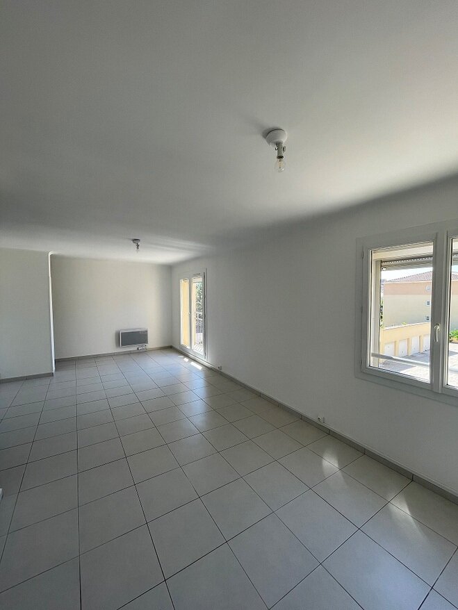 Location appartement de 58m2 à SALON DE PROVENCE
