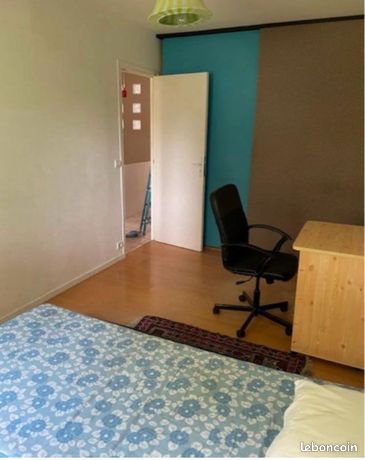 Chambre à louer à St-Denis, université dans colocation