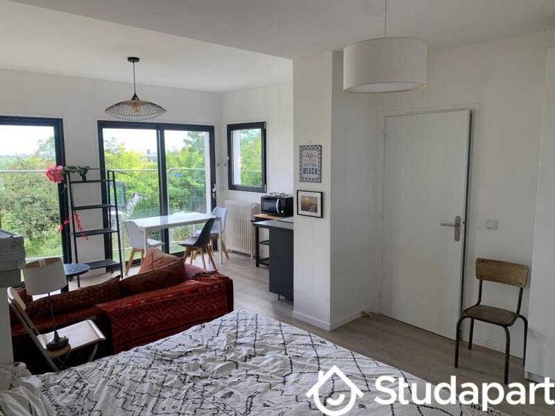 Location appartement de 25m2 à SURESNES