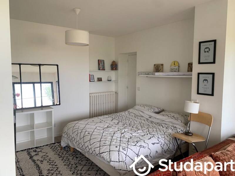 Location appartement de 25m2 à SURESNES