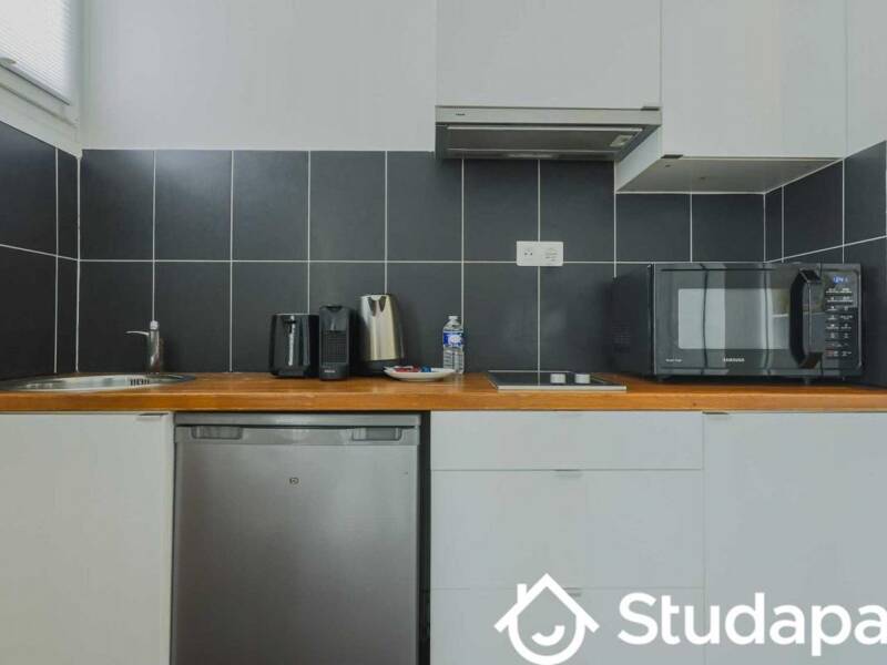 Location appartement de 19m2 à PARIS 17