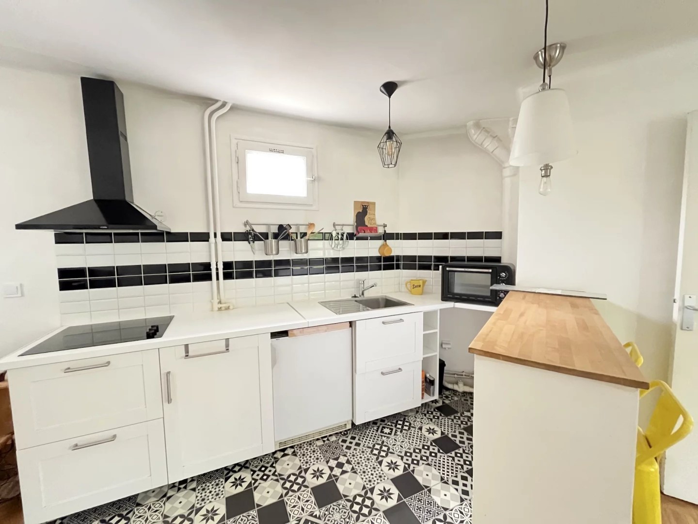 Location of a 26sqm apartment in PARIS 20