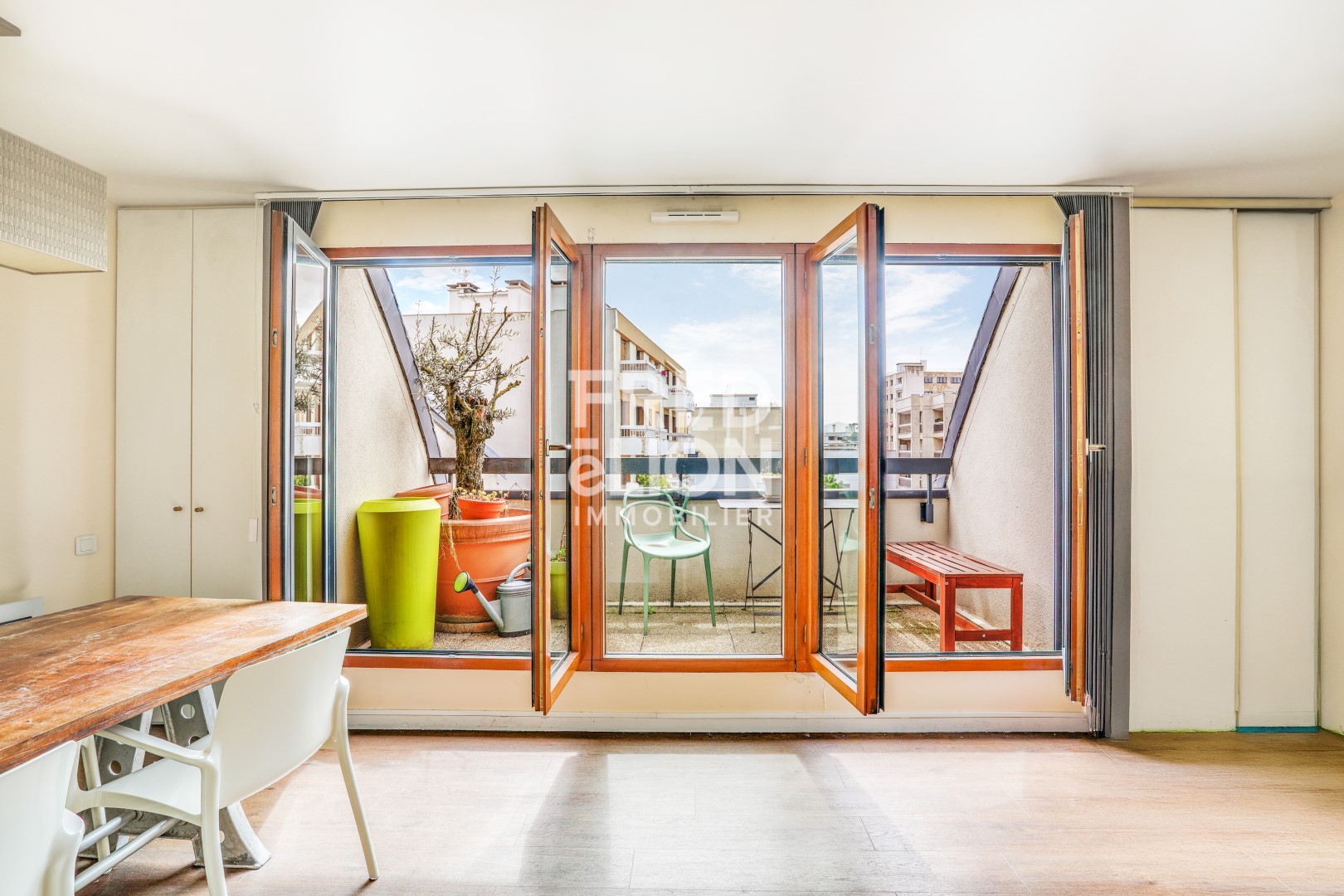 Sale apartment of 48sqm in PARIS 19