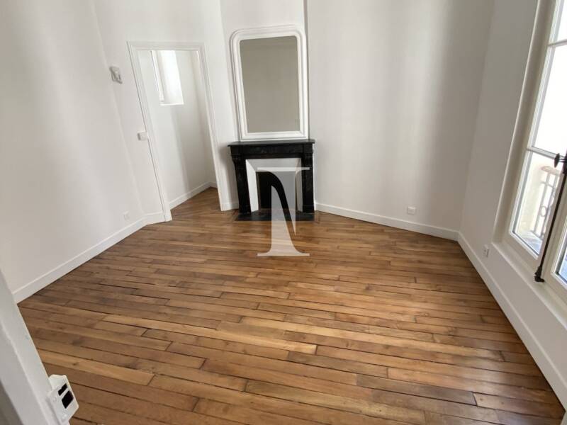 Quiet 23sqm Studio with Independent Kitchen in Paris 15