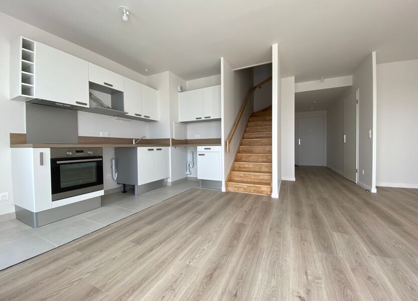 Location appartement 61 m² T3 dernier étage terrasse Champigny-sur-Marne