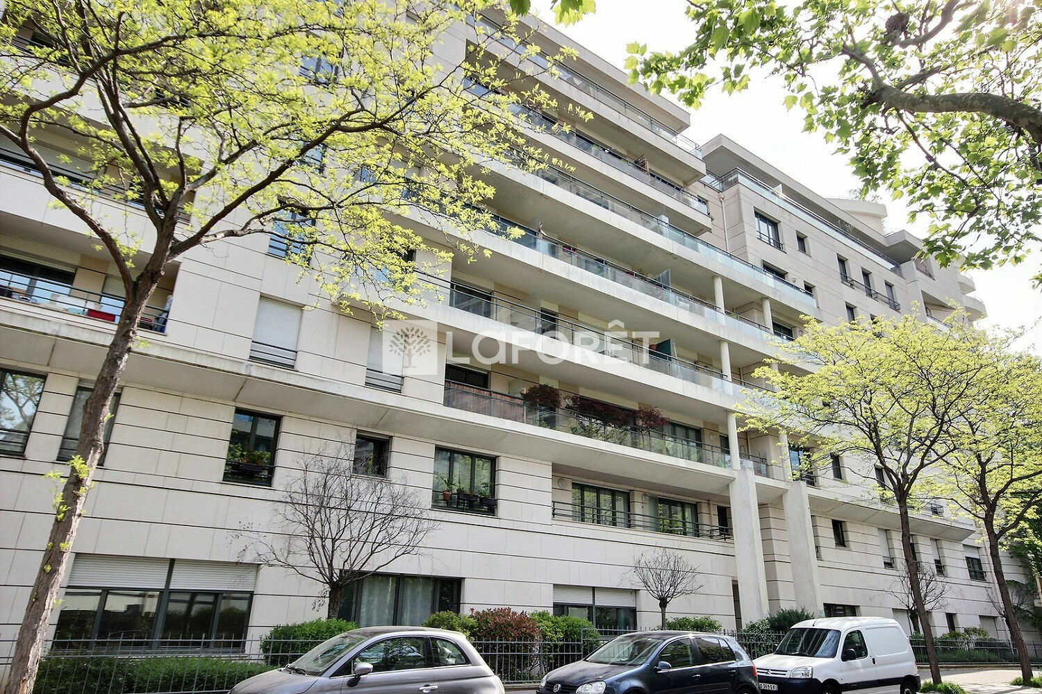 Appartement Courbevoie 2 pièce(s) 51 m2