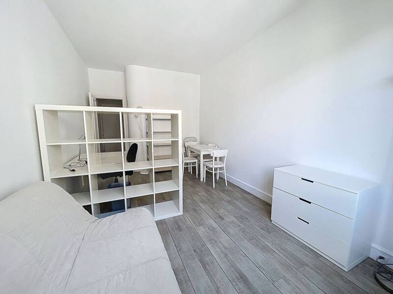 Location appartement de 22m2 à PARIS 16