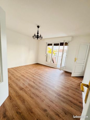 À louer – Appartement 2 chambres lumineux avec 2 balcons – Le Vésinet Centre