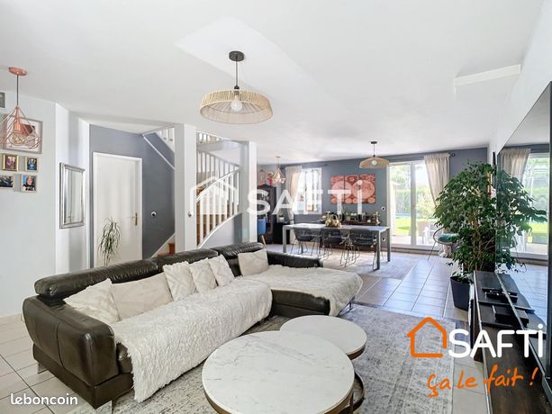 Propriété 6 pièces 131 m2