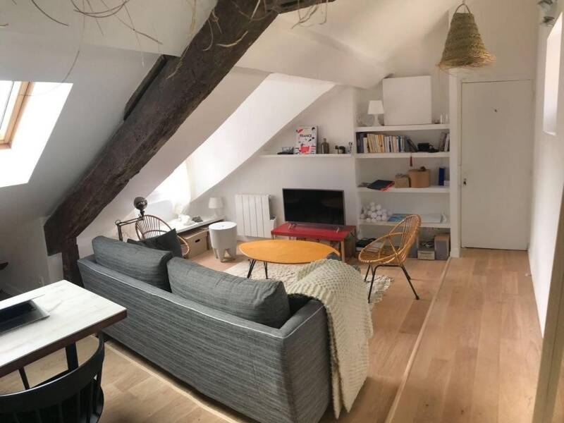 Bright 1-Bedroom 44sqm Attic Apartment Paris Enfants Rouges