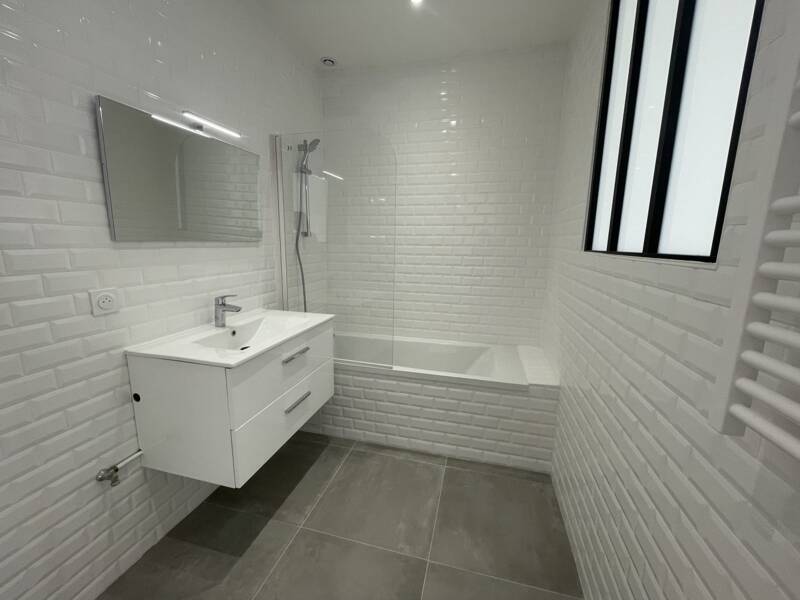 Location appartement de 125m2 à PARIS 4