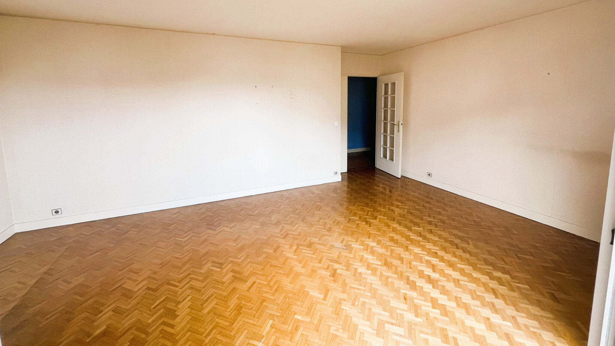 APPARTEMENT 3 PIECES AVEC LOGGIA