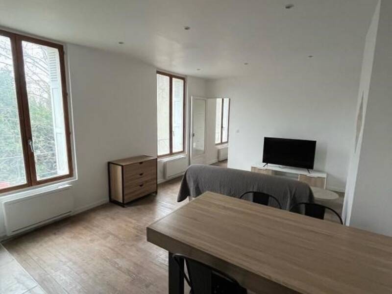 T2 41 m² refait à neuf lumineux jardin Aubervilliers 93300