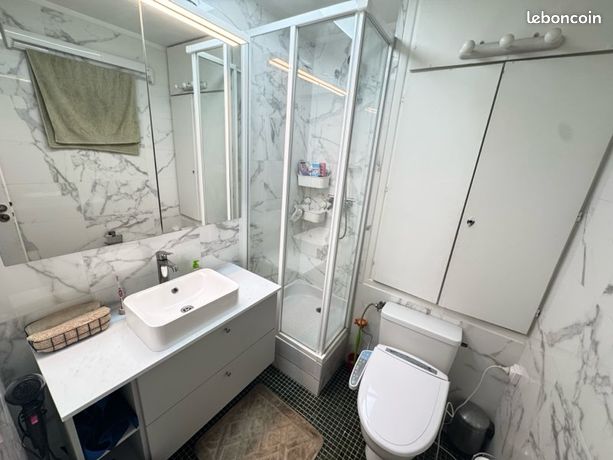 Studio meublé 28 m2 – Paris 17e – Tout inclus – Disponible 15 août