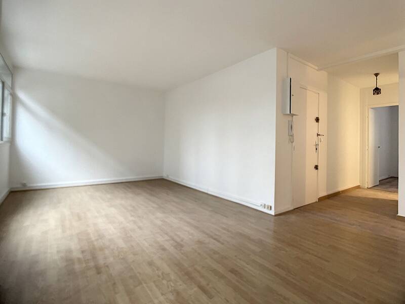 Location appartement de 49m2 à PARIS 15