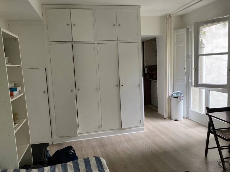 Location appartement de 27m2 à PARIS 7