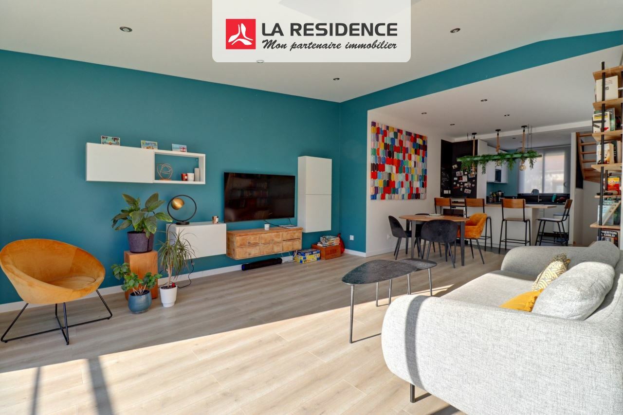 6-room house