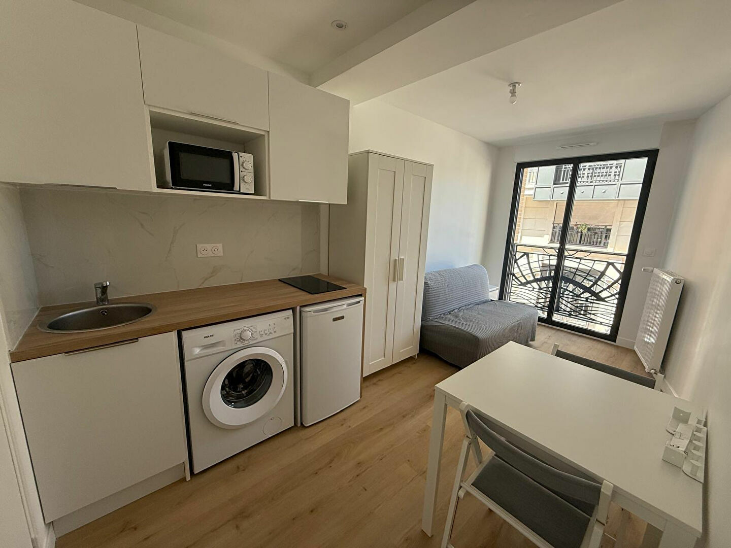 Levallois Perret - Studio loué meublé