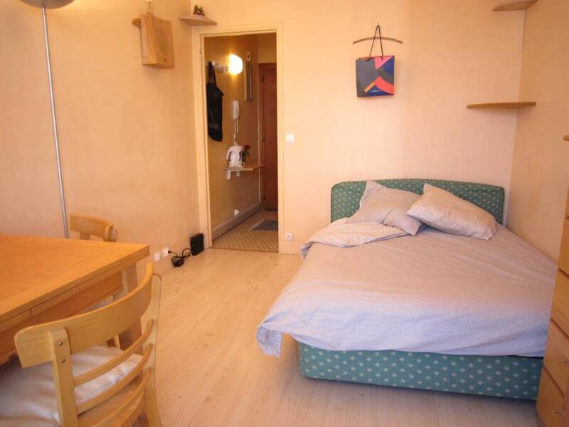 Location appartement de 15m2 à PARIS 11