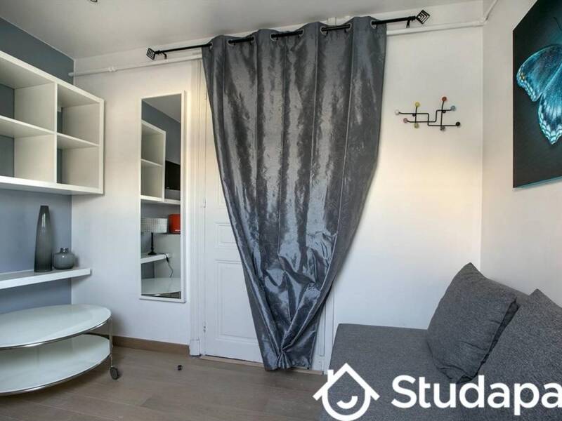 Short-term rental apartment of 14sqm in PARIS 8