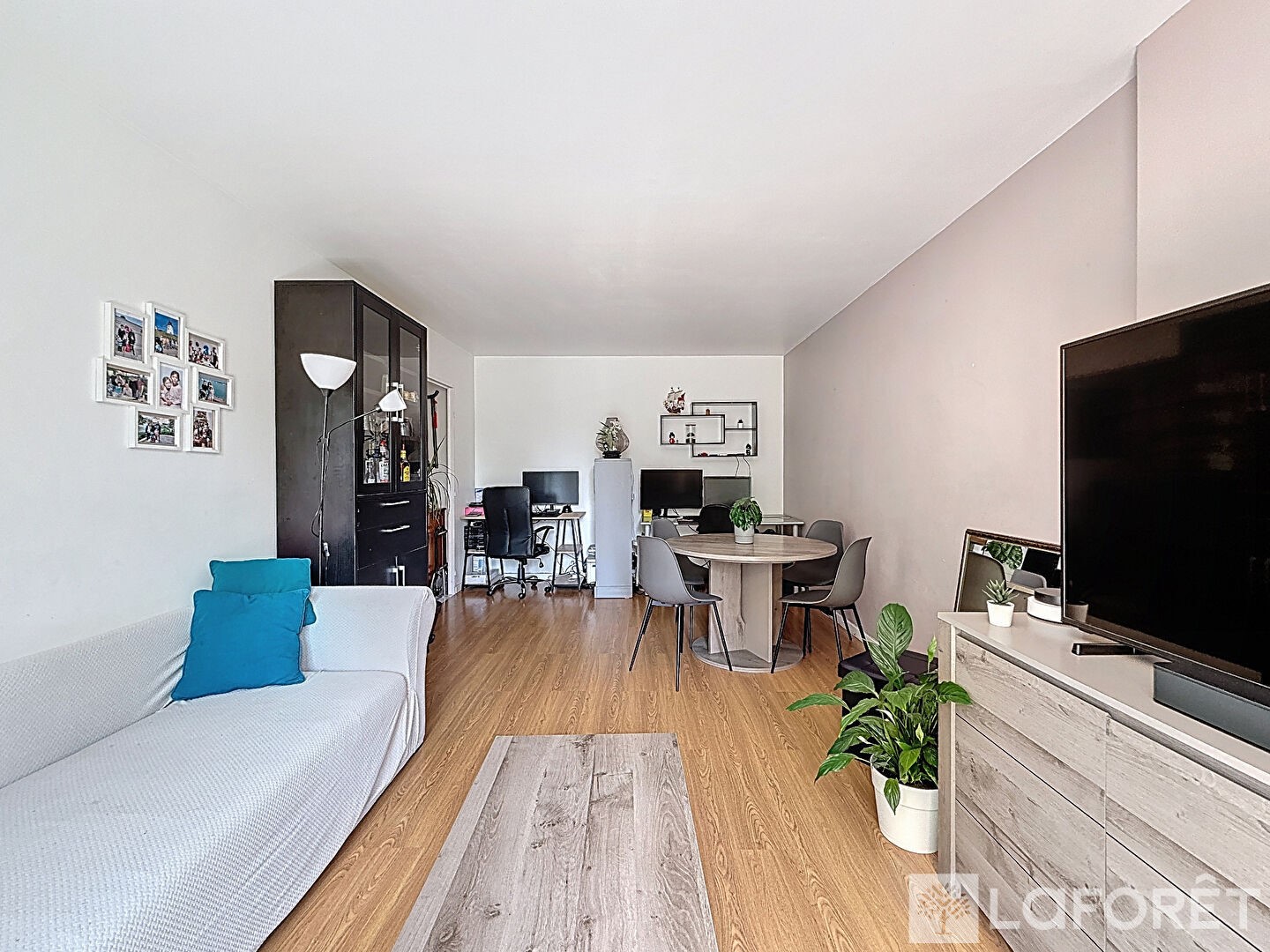 For sale, 65 sqm apartment in Villiers-sur-Marne.