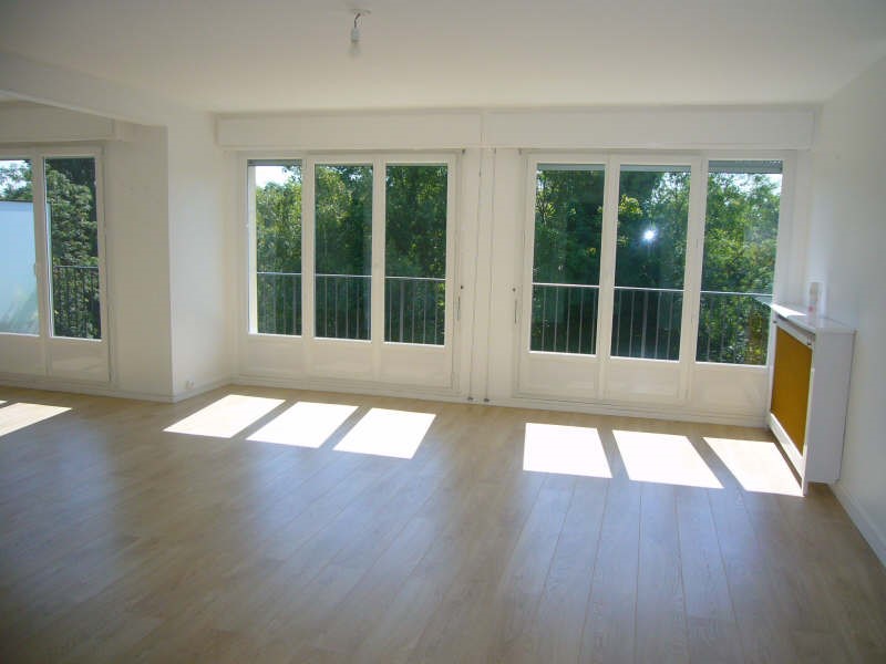 104 sqm apartment for rent in Maisons-Laffitte