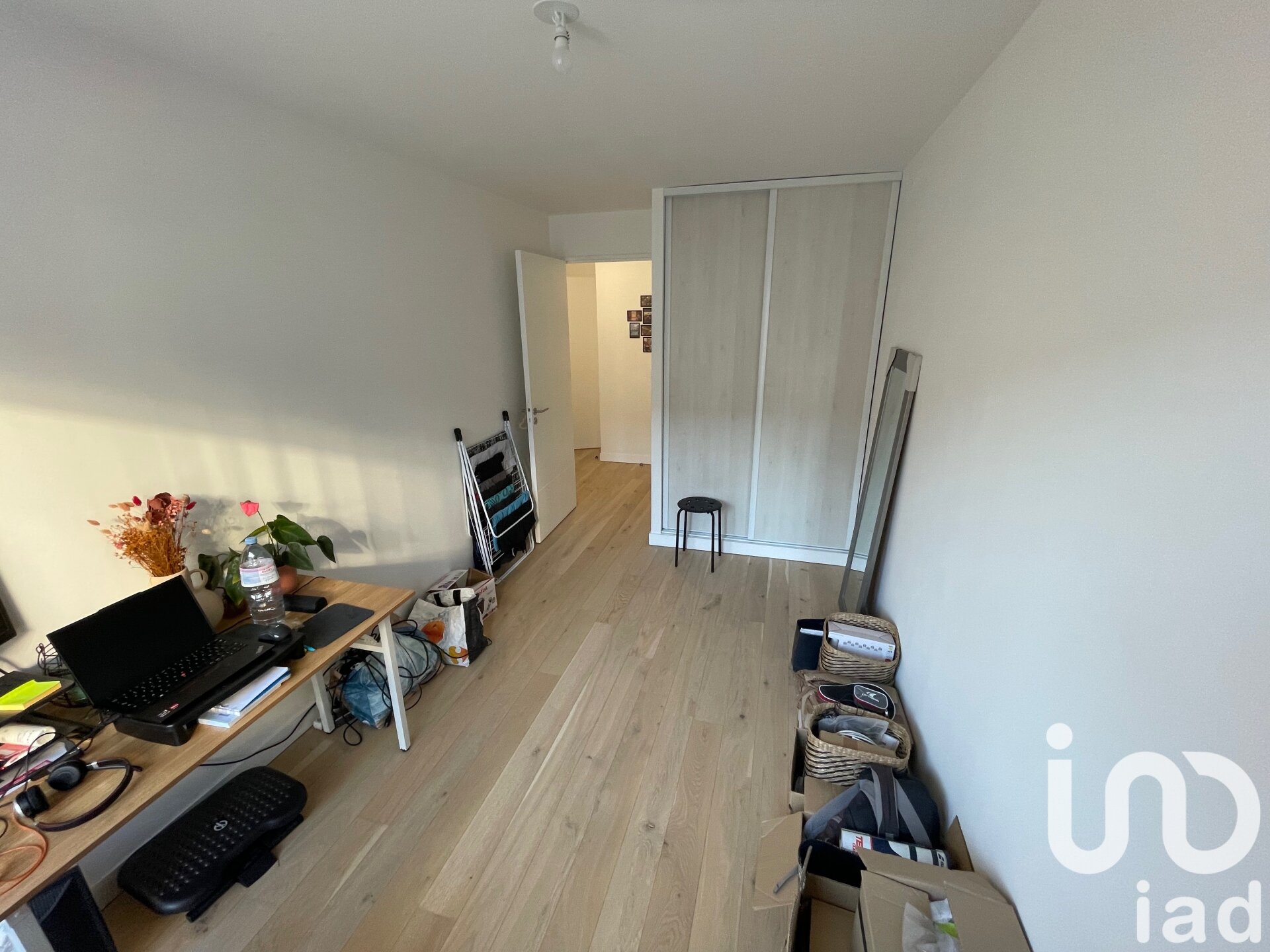 For Sale: 3-Room Apartment