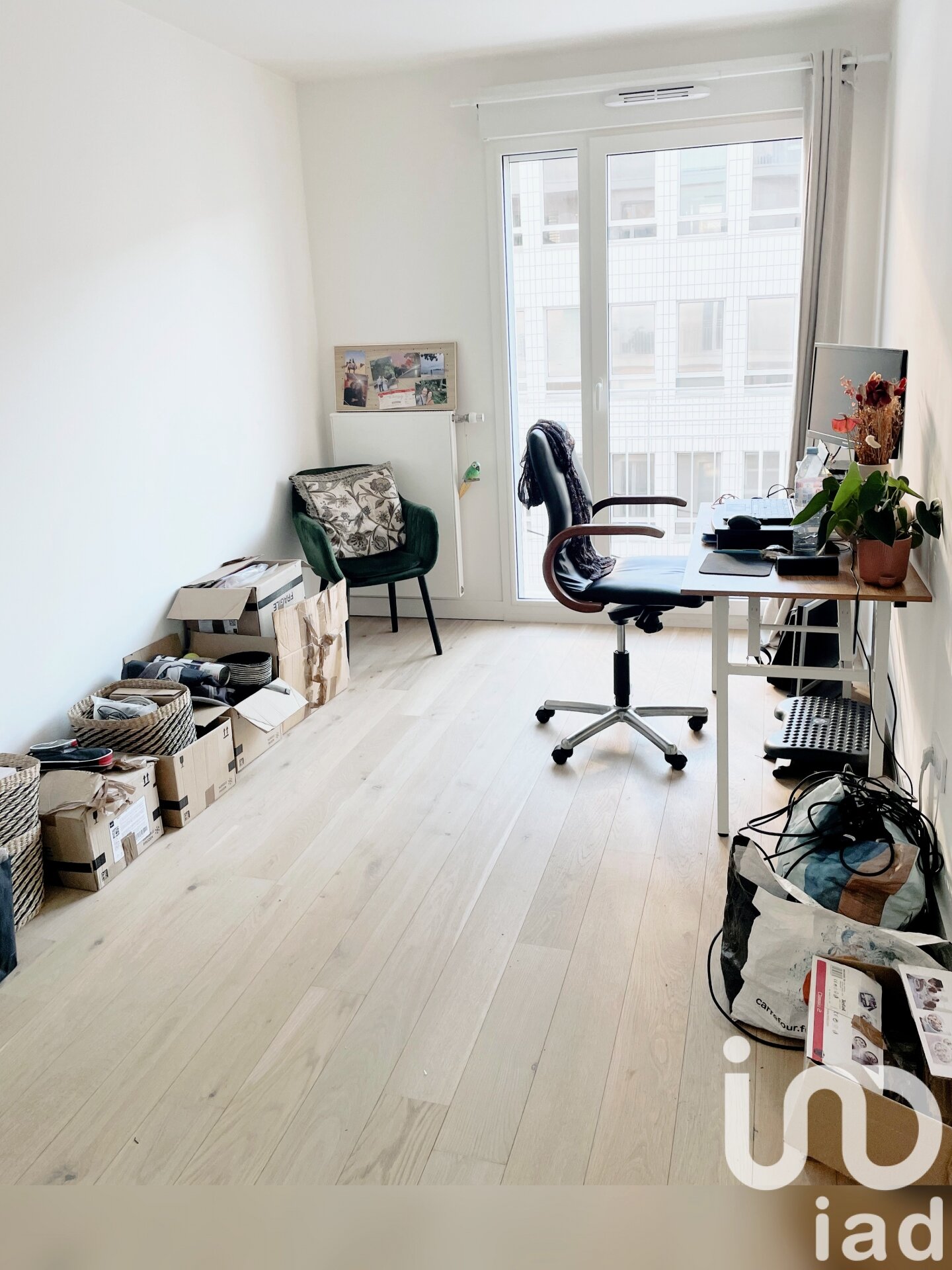 For Sale: 3-Room Apartment