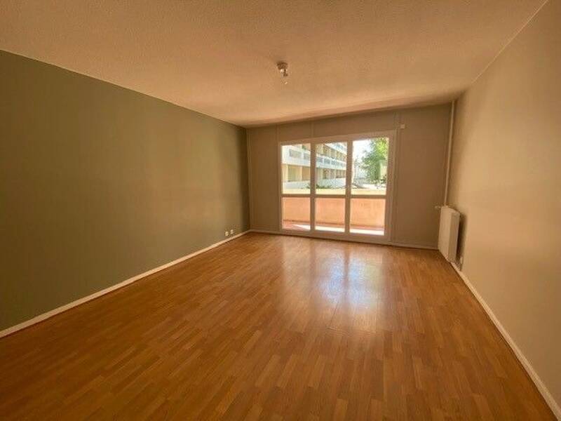 Apartment rental of 61 sqm in Bourg-en-Bresse