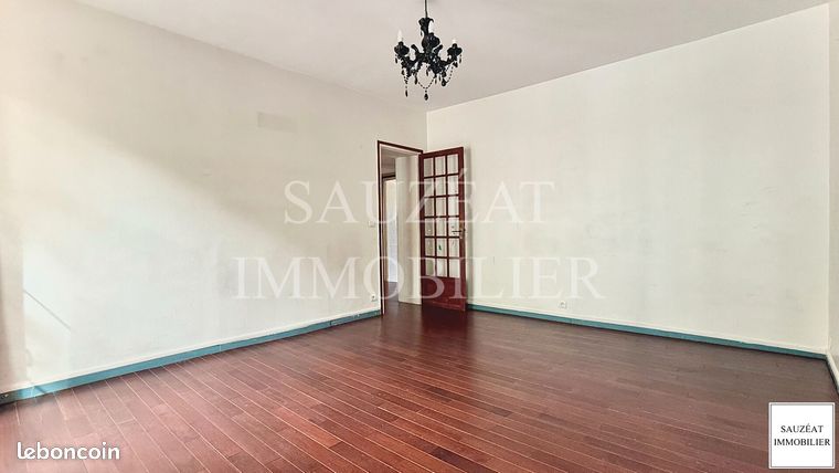 Four-room apartment in Montrouge (92120)