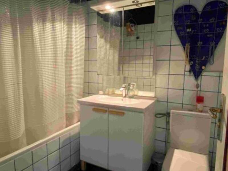 32 sqm apartment for rent in PARIS 19