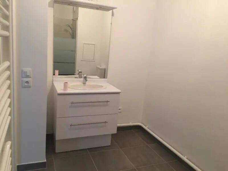 30sqm apartment for rent in NOISY LE GRAND