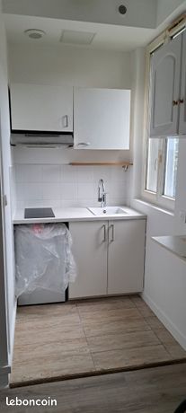 Renovated studio 20 sqm – 672 CC – Bagnolet near Paris – 5 min from Serge Gainsbourg metro station