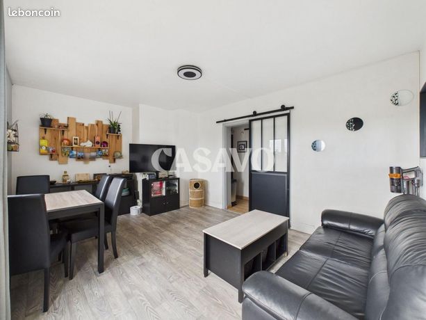 Three-room apartment in Franconville (95130)