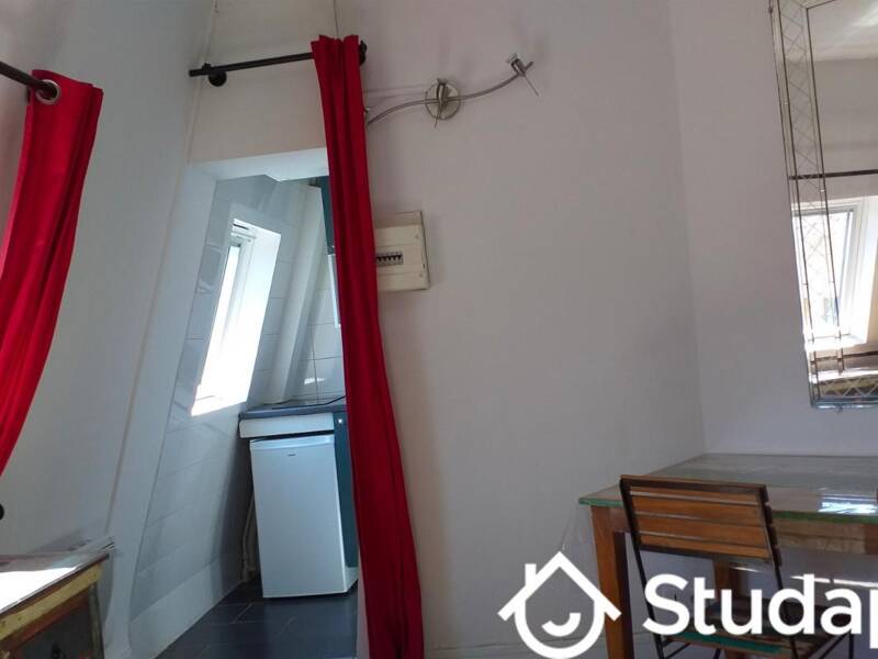Location appartement de 17m2 à PARIS 16