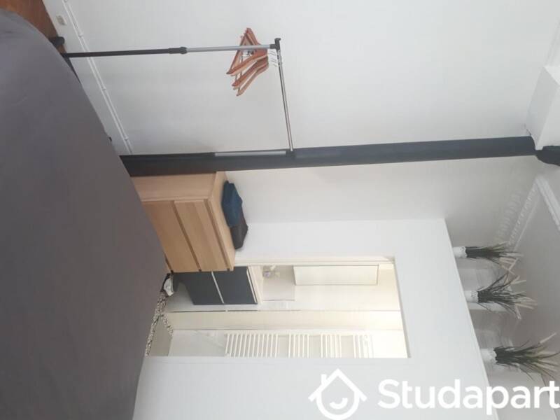 Location appartement de 10m2 à PARIS 8