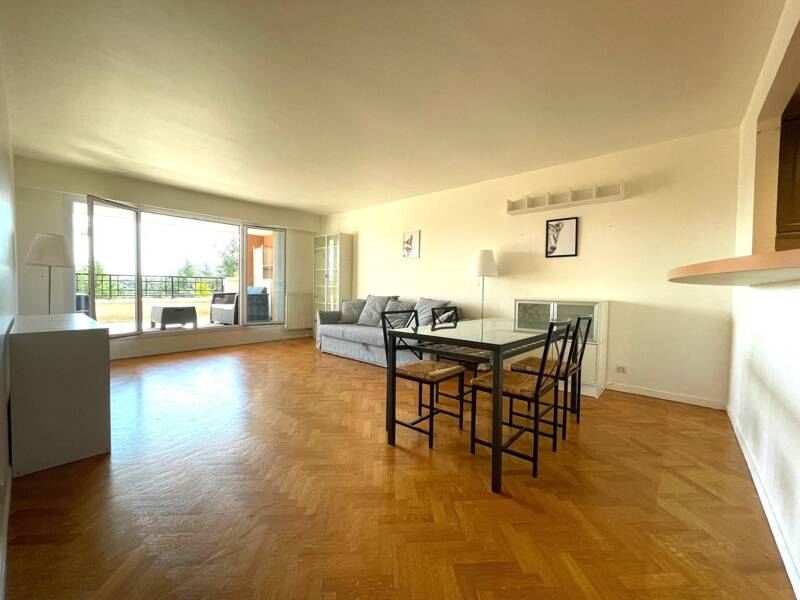 Location appartement de 70m2 à COURBEVOIE