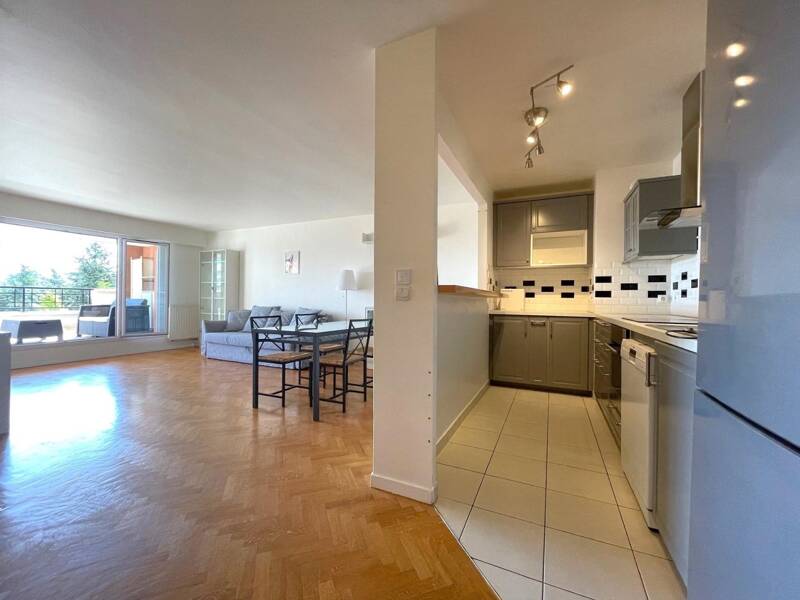 Location appartement de 70m2 à COURBEVOIE