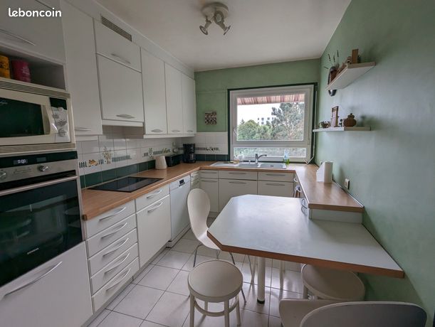 Location chambre meublée dans appartement 6 pièces 106 m2